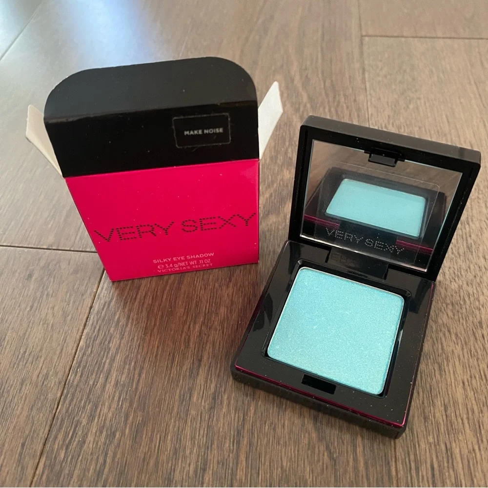 Very Sexy Silky Eye Shadow - Make Noise - Picture 1 of 4